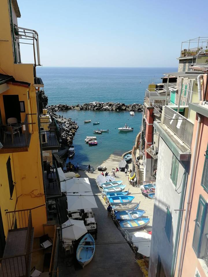 32511968_10216857219928149_1961425969679958016_n