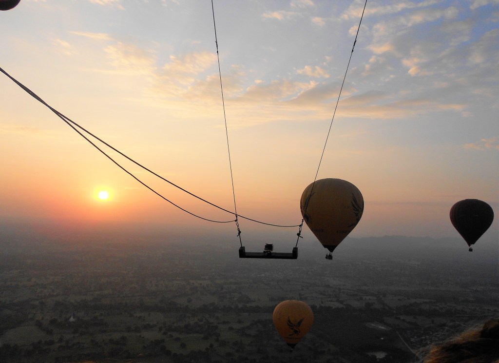 Sogno o son desto? L’alba di Bagan vissuta dalla&nbsp;mongolfiera